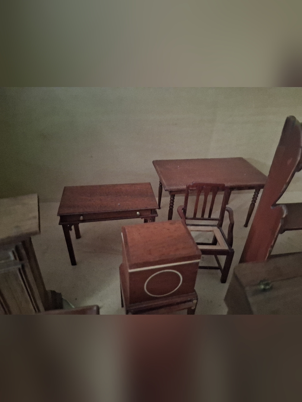 Vintage 1980s Miniature Wooden Dollhouse Living Room Furniture Set - Picture 4 of 9